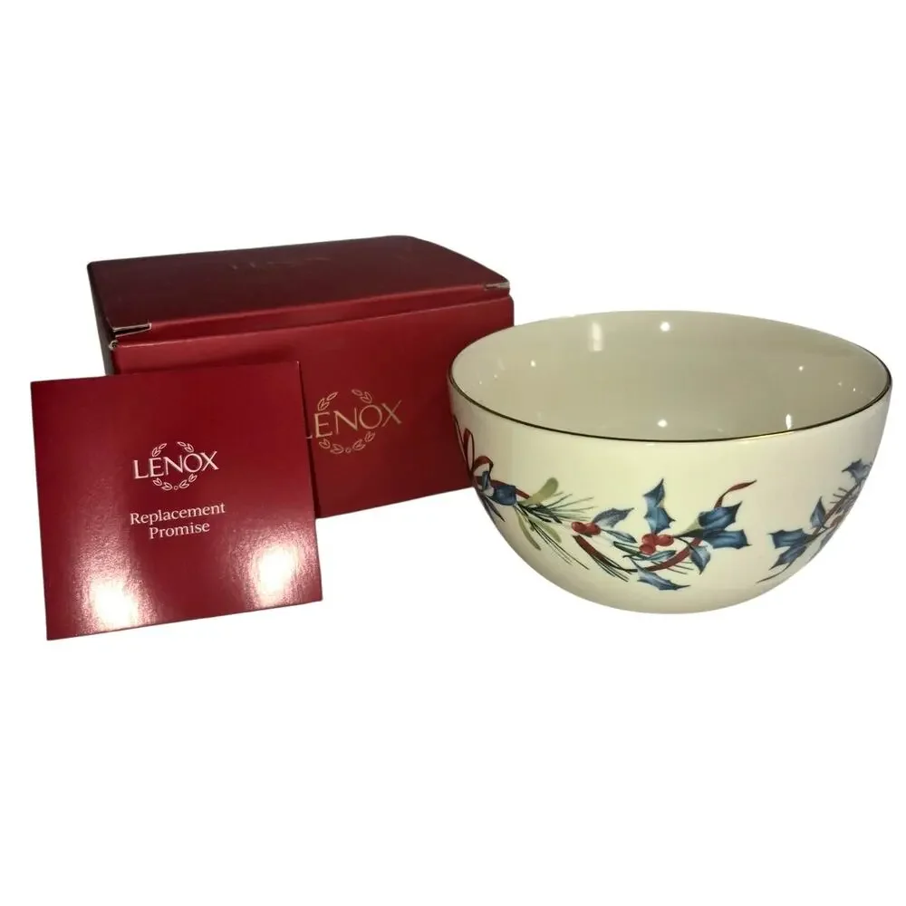 NEW Lenox Winter Greetings Porcelain 5 inch All Purpose Bowl 24K Trim Holly